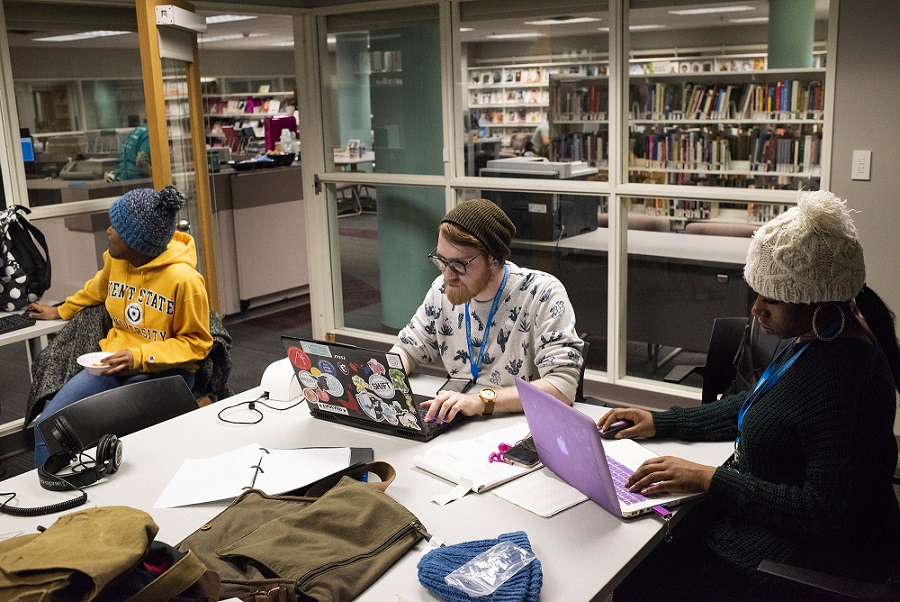 CCAD students work on Kent State Hackathon